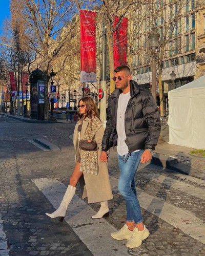 "Efnan" onunla sevgilidir - FOTO